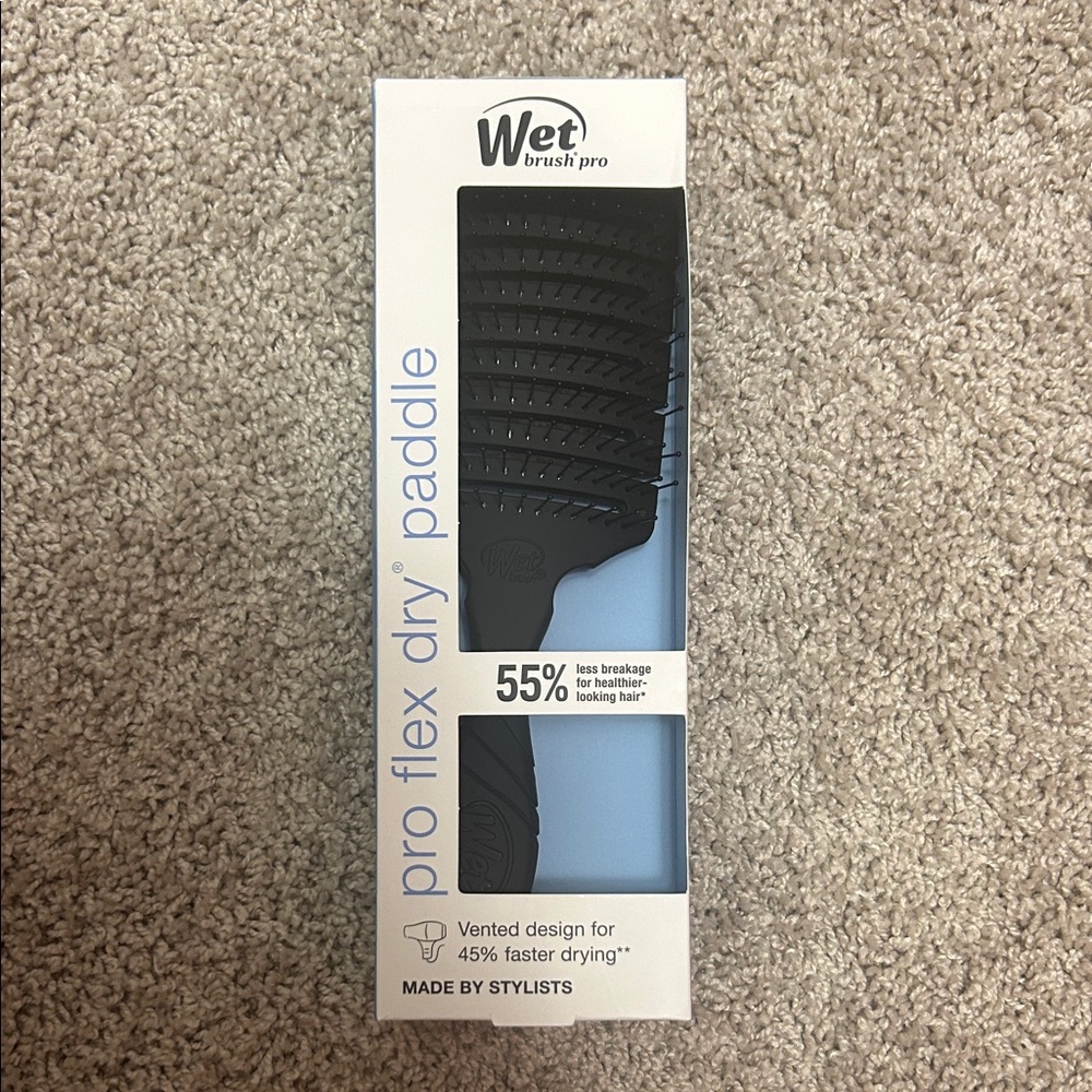 Wet Brush Pro Flex Dry Paddle Hair Brush - Black and Blue